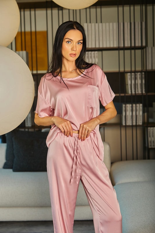 Дизайнерські блузки 2024