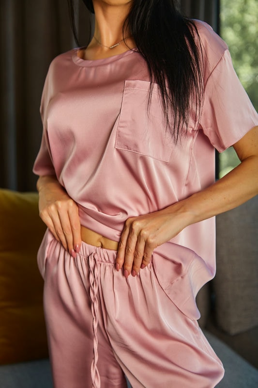 Дизайнерські блузки 2024