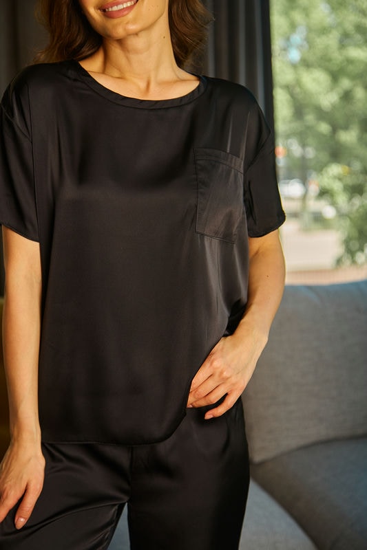 Дизайнерські блузки 2024